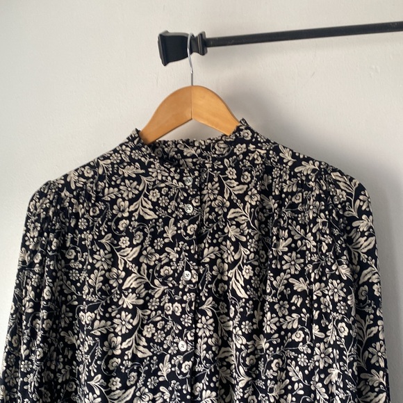 J.Crew XS Prairie Floral Drapey Button-Up Top - Picture 4 of 13
